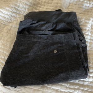 Men’s lulu lemon shorts 36 great condition